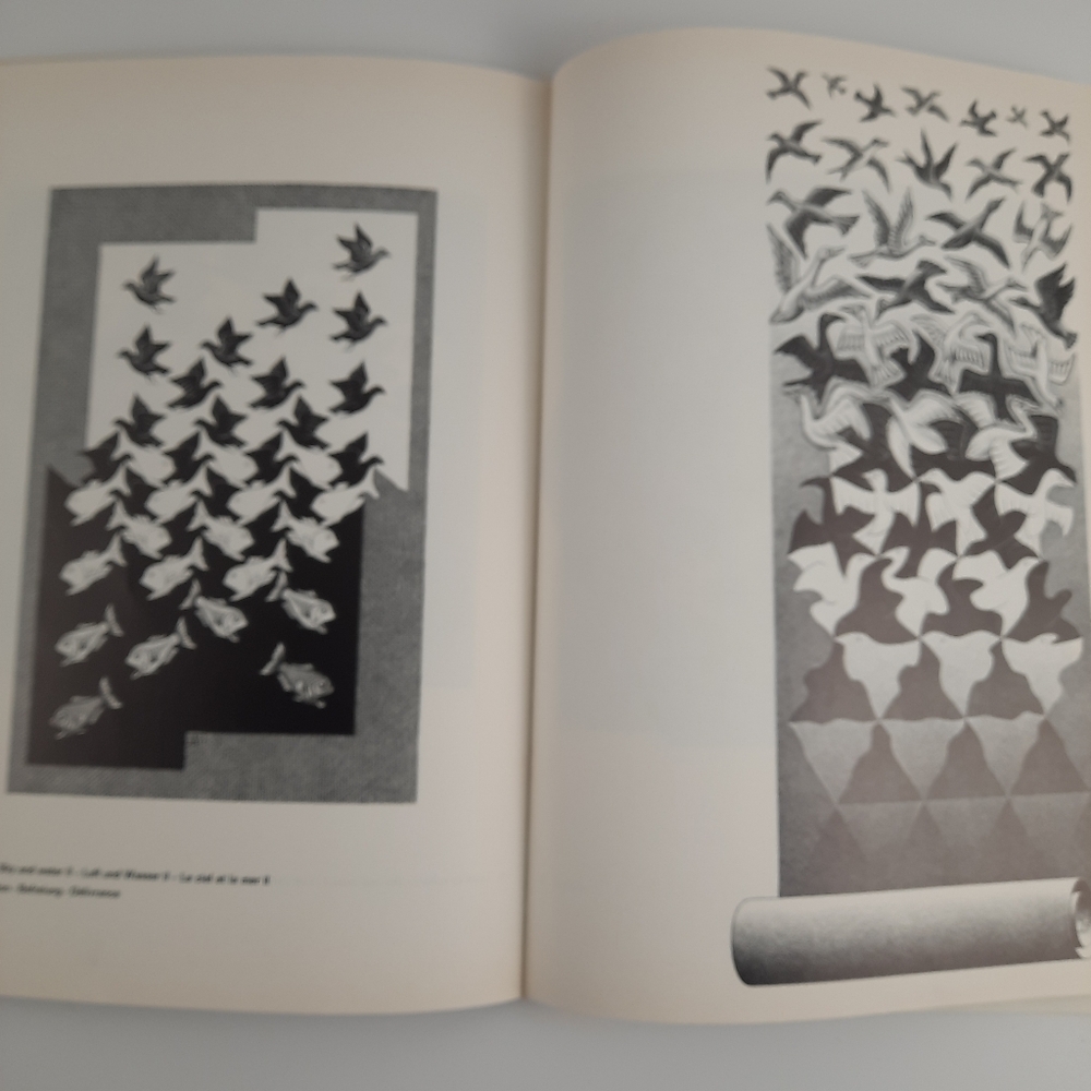 1971 THE GRAPHIC WORK OF MC ESCHER Artist Illusion Staircase Pattern Math Book - Picture 7 of 9